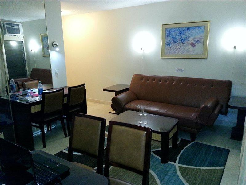 Waikiki Beach Condominiums Χονολουλού Εξωτερικό φωτογραφία